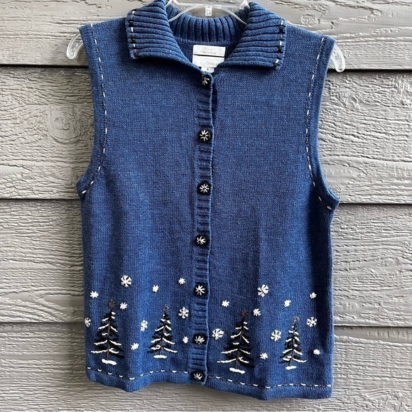 Christopher & Banks Hand Embroided Cotton Vest Women’s Small Blue Xmas Trees - Picture 5 of 6